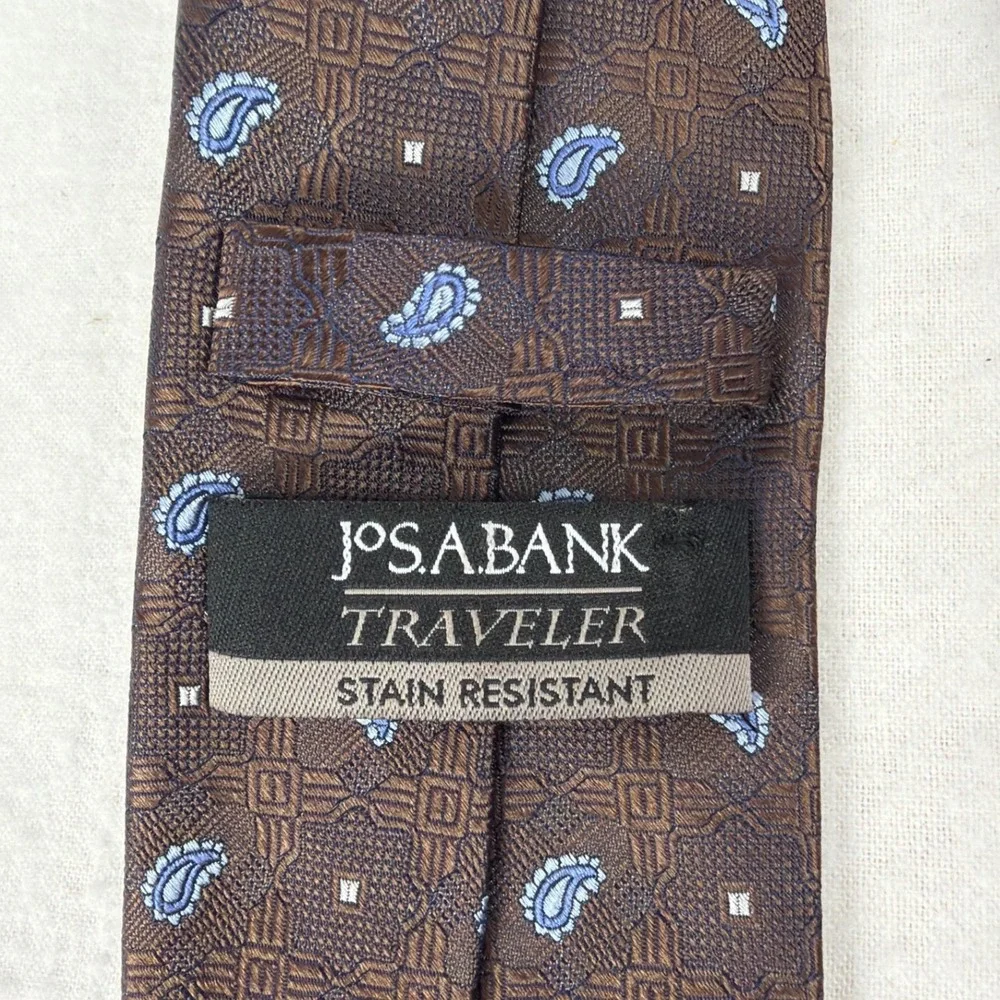 Jos A Bank Traveler Mens Silk Tie Brown Blue Paisley Geometric Stain Resistant